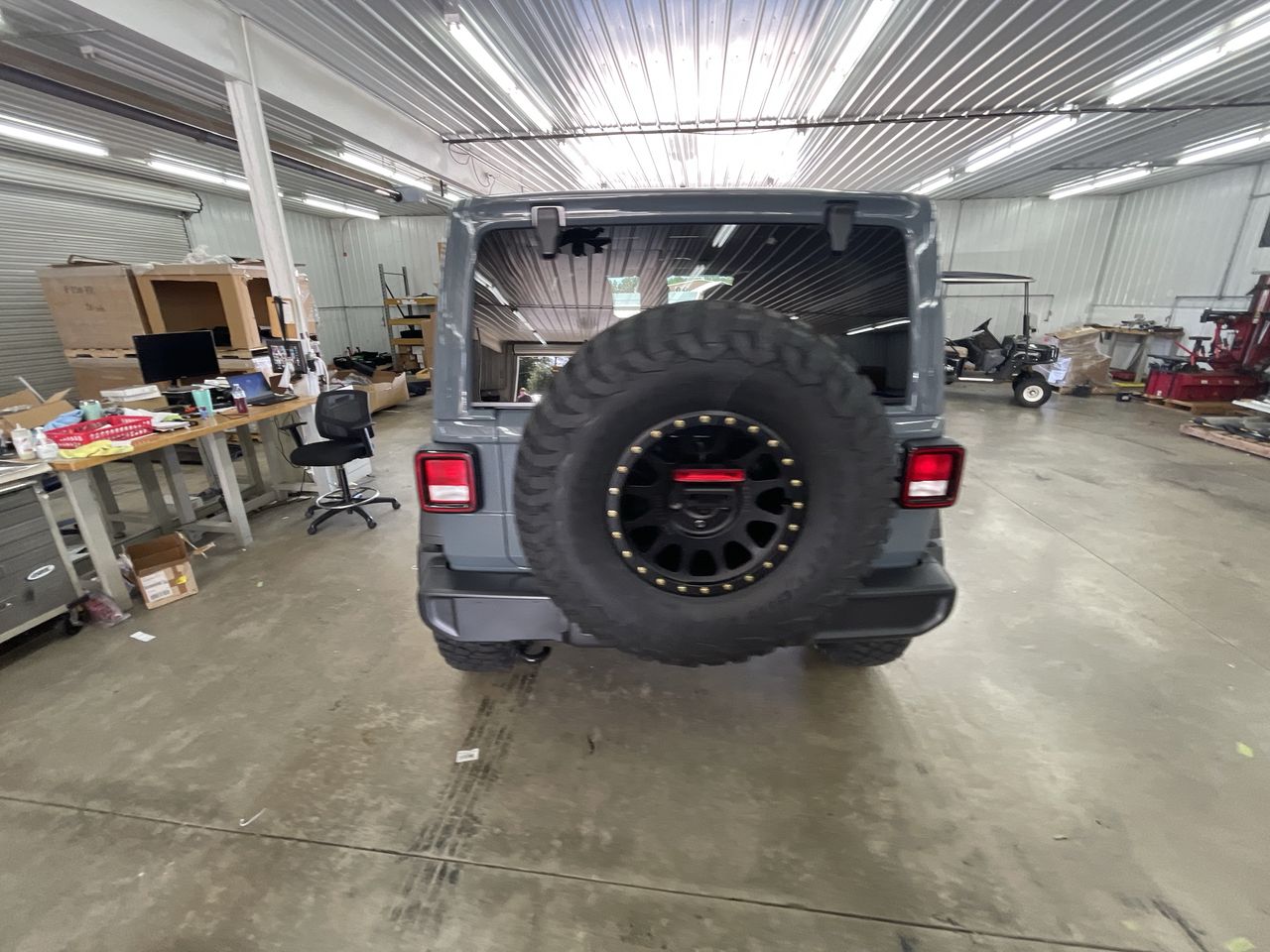 Vehicle Image 6