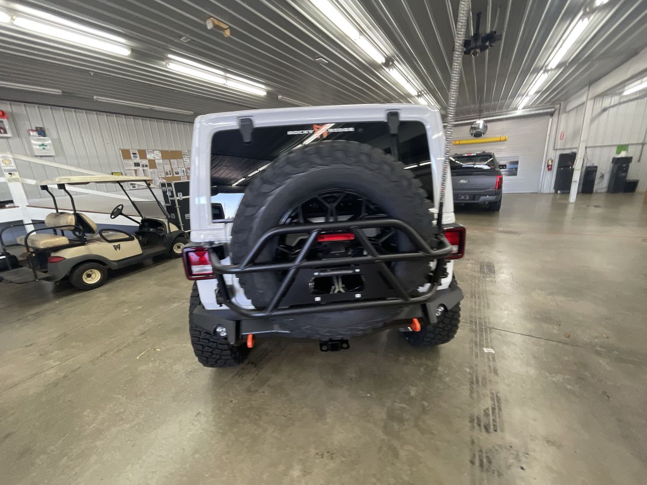 Vehicle Image 6