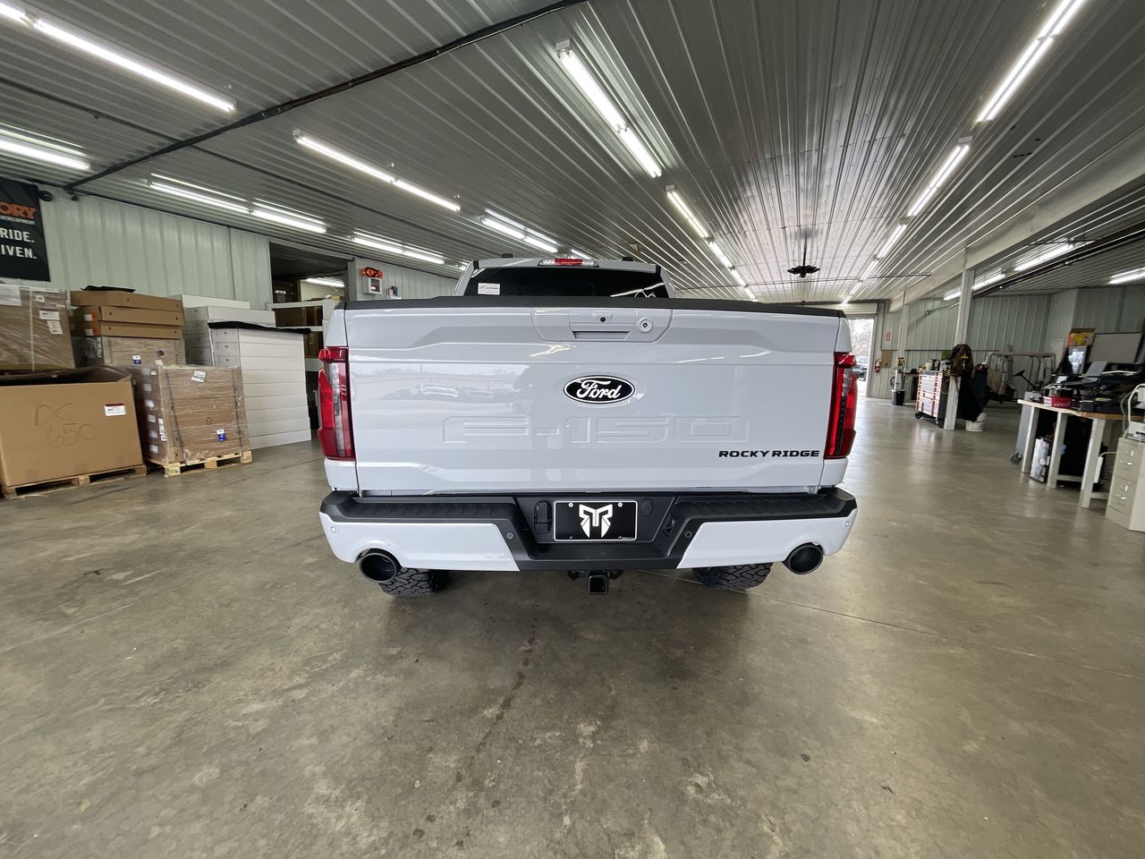 Vehicle Image 7