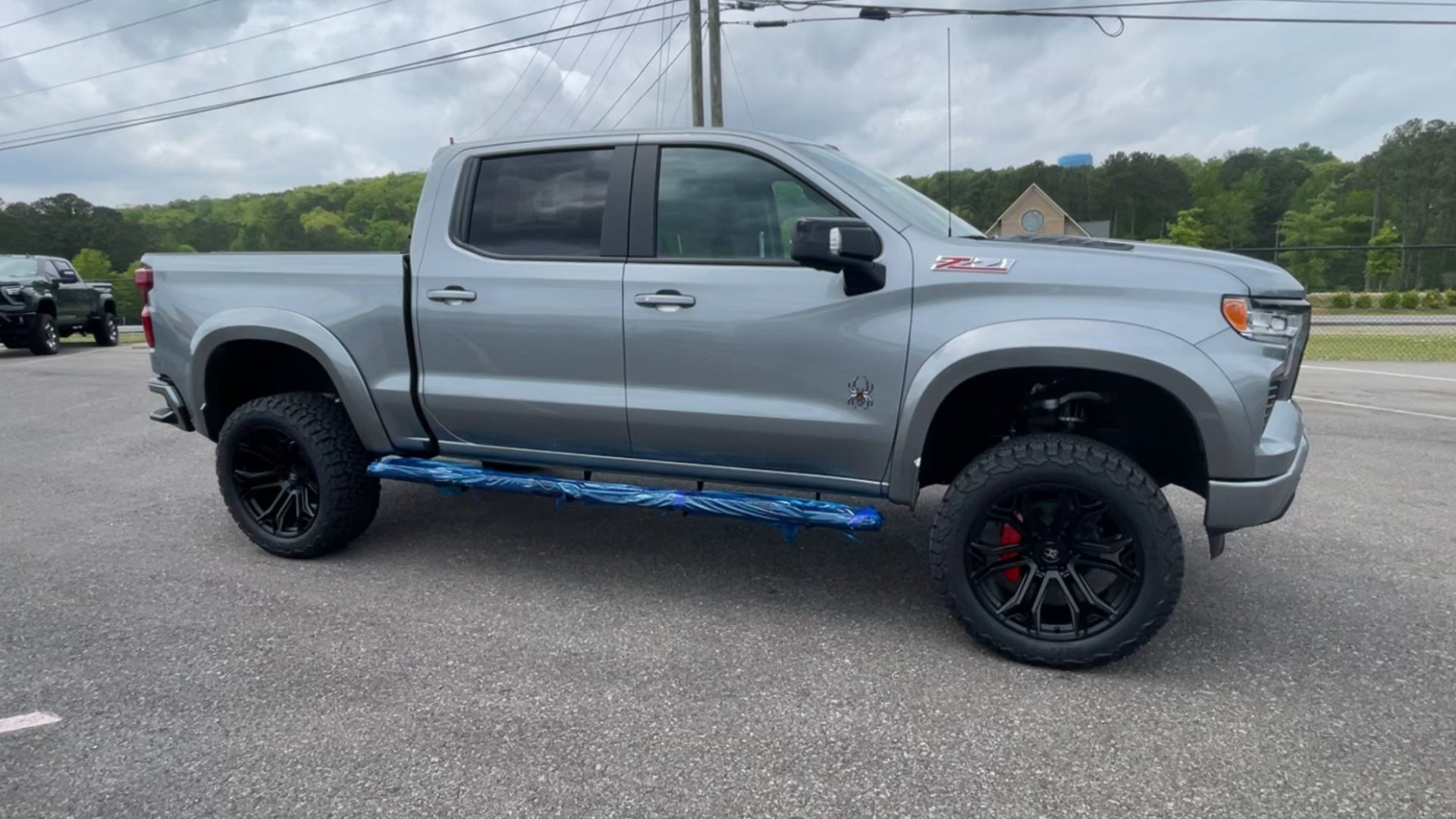 Vehicle Image 4