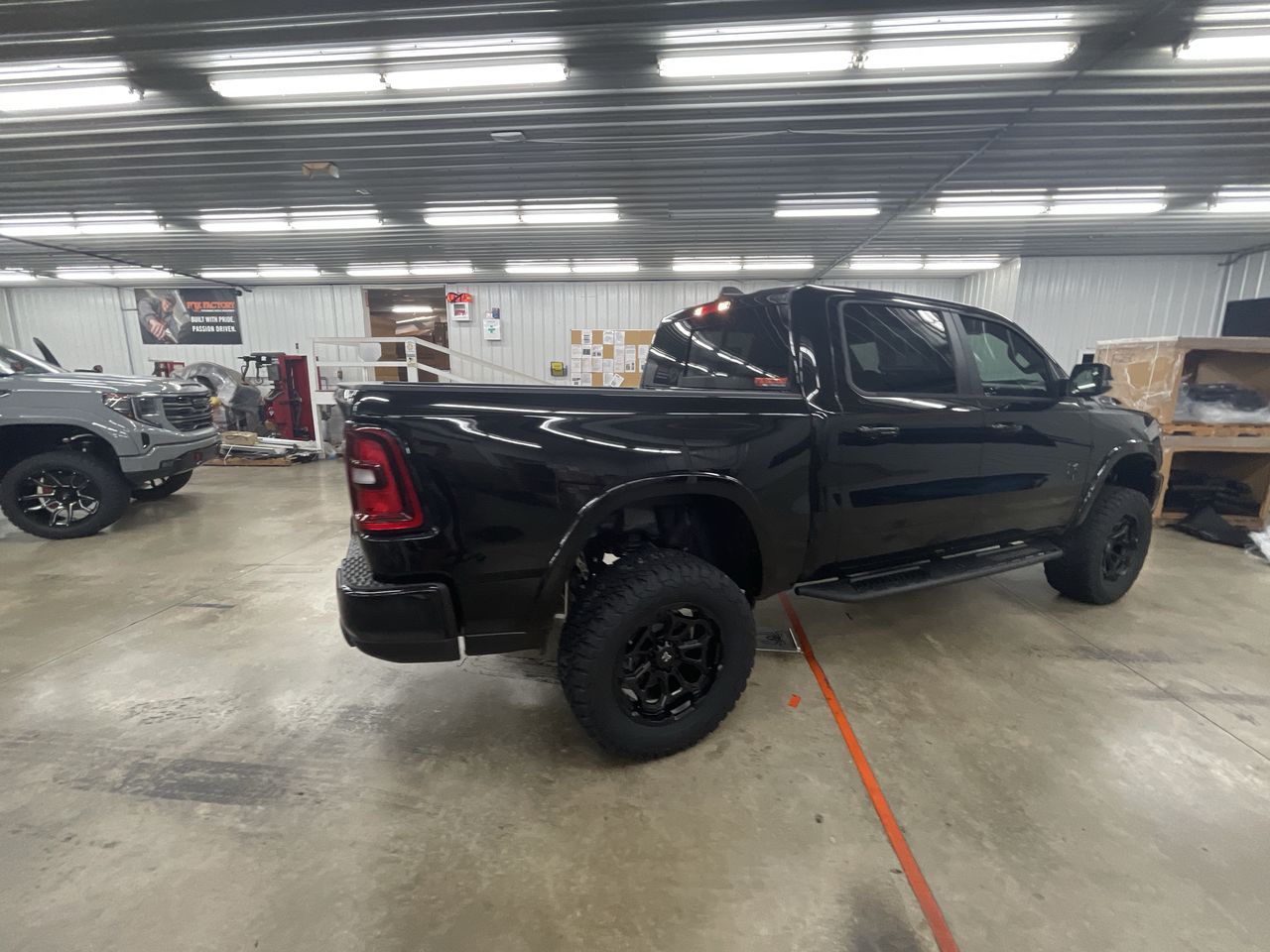 Vehicle Image 7