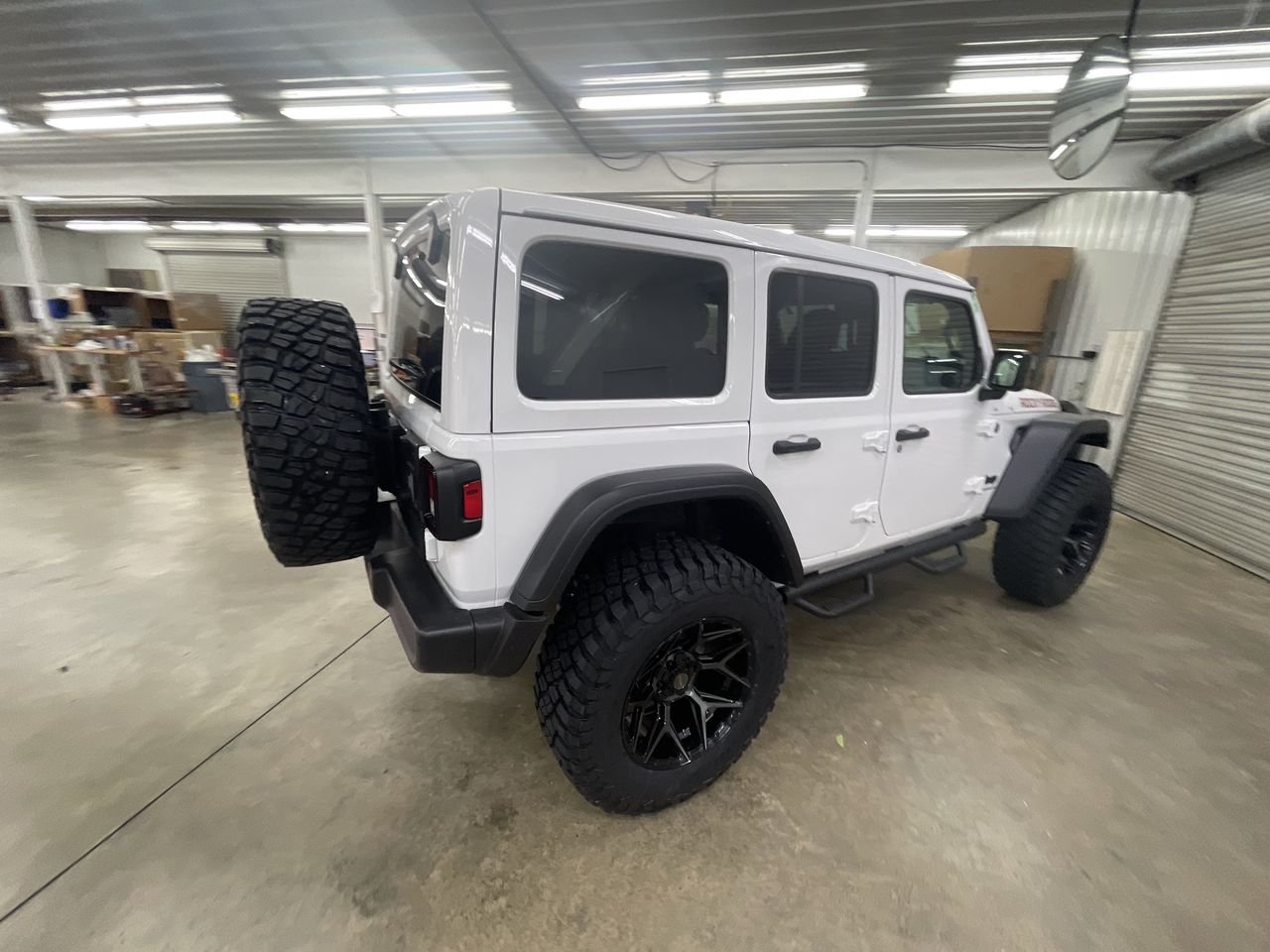 Vehicle Image 8