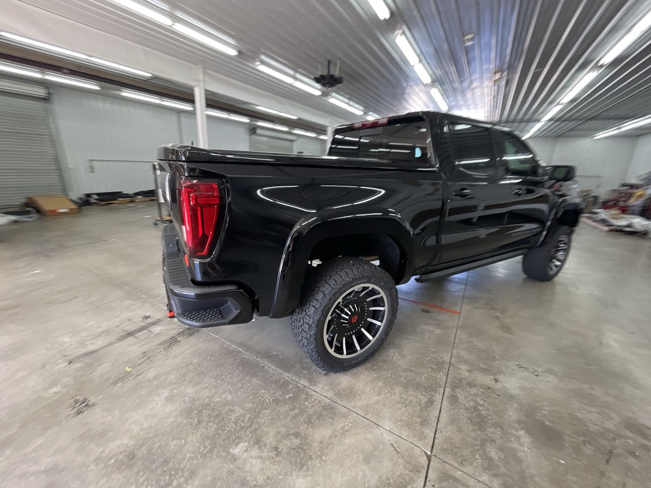 Vehicle Image 7