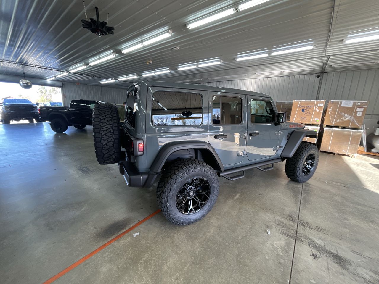 Vehicle Image 8