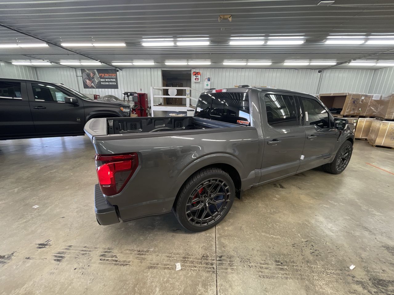 Vehicle Image 8