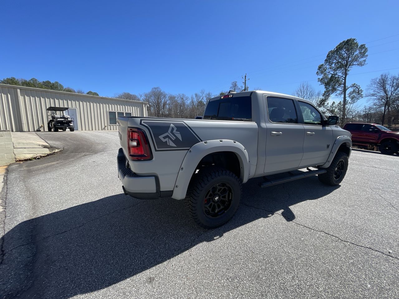 Vehicle Image 8