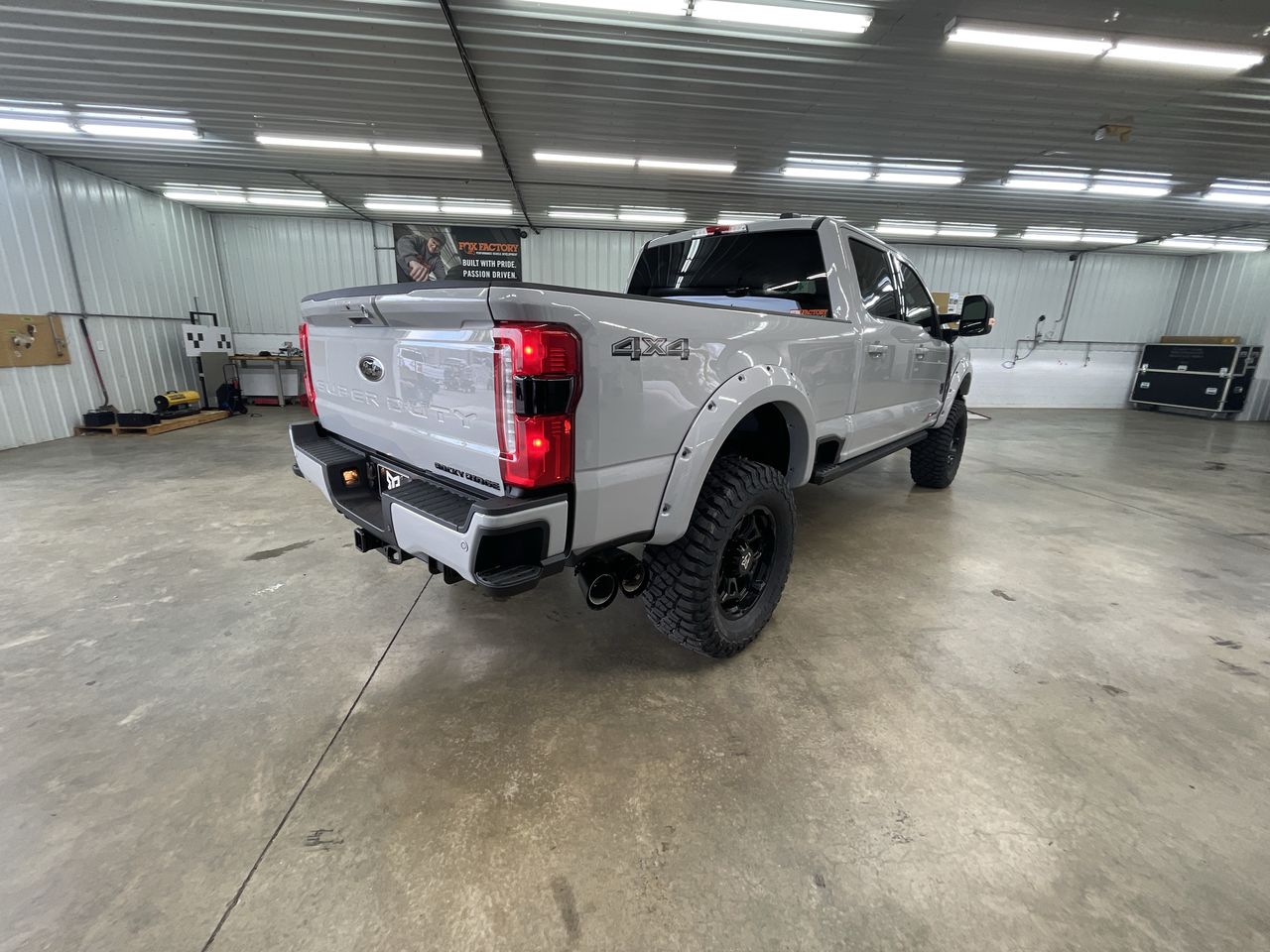 Vehicle Image 8