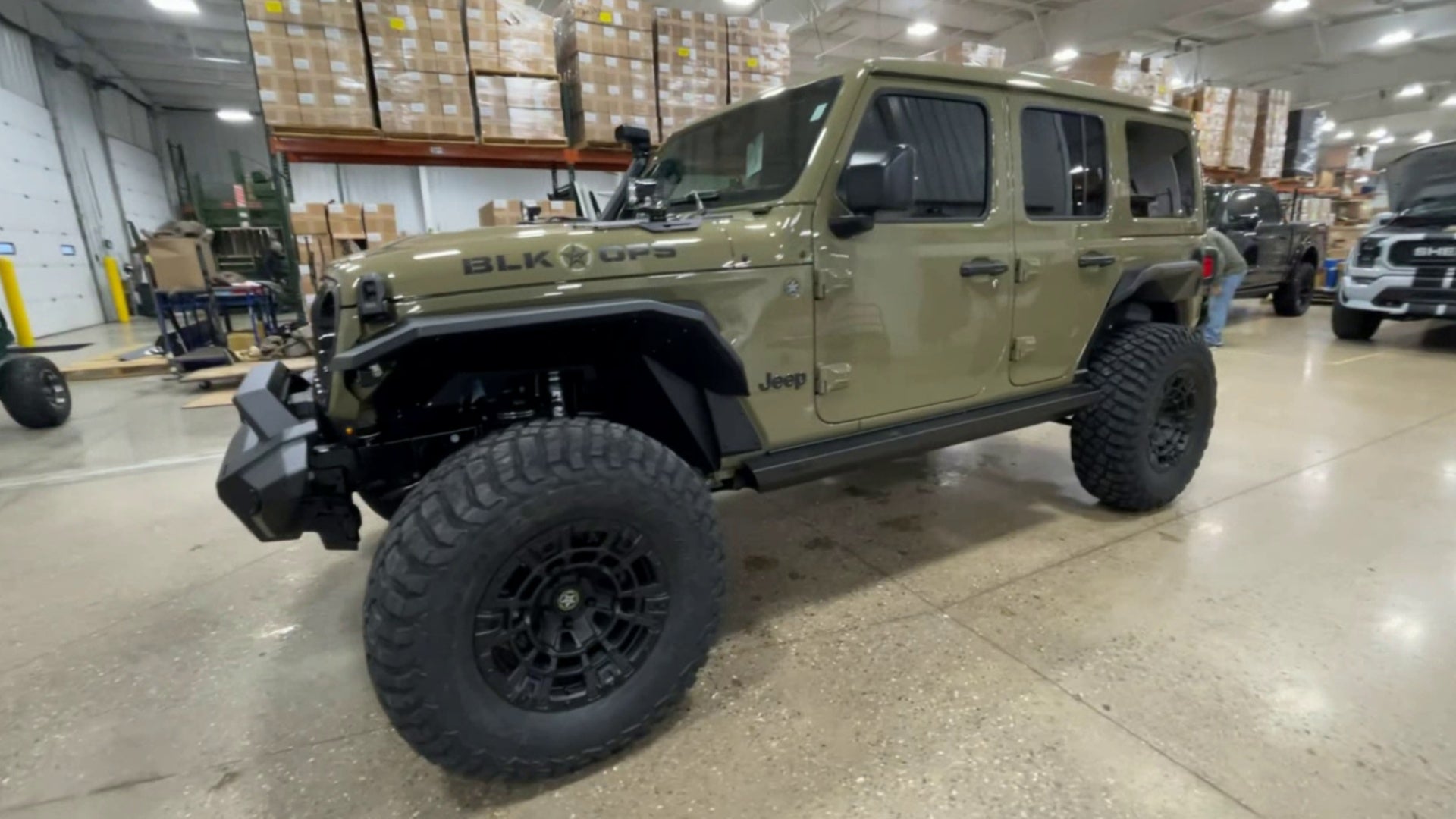 Vehicle Image 4