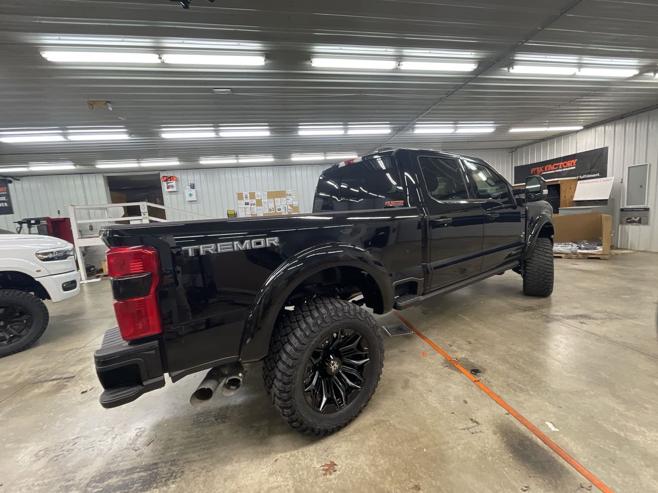 Vehicle Image 8