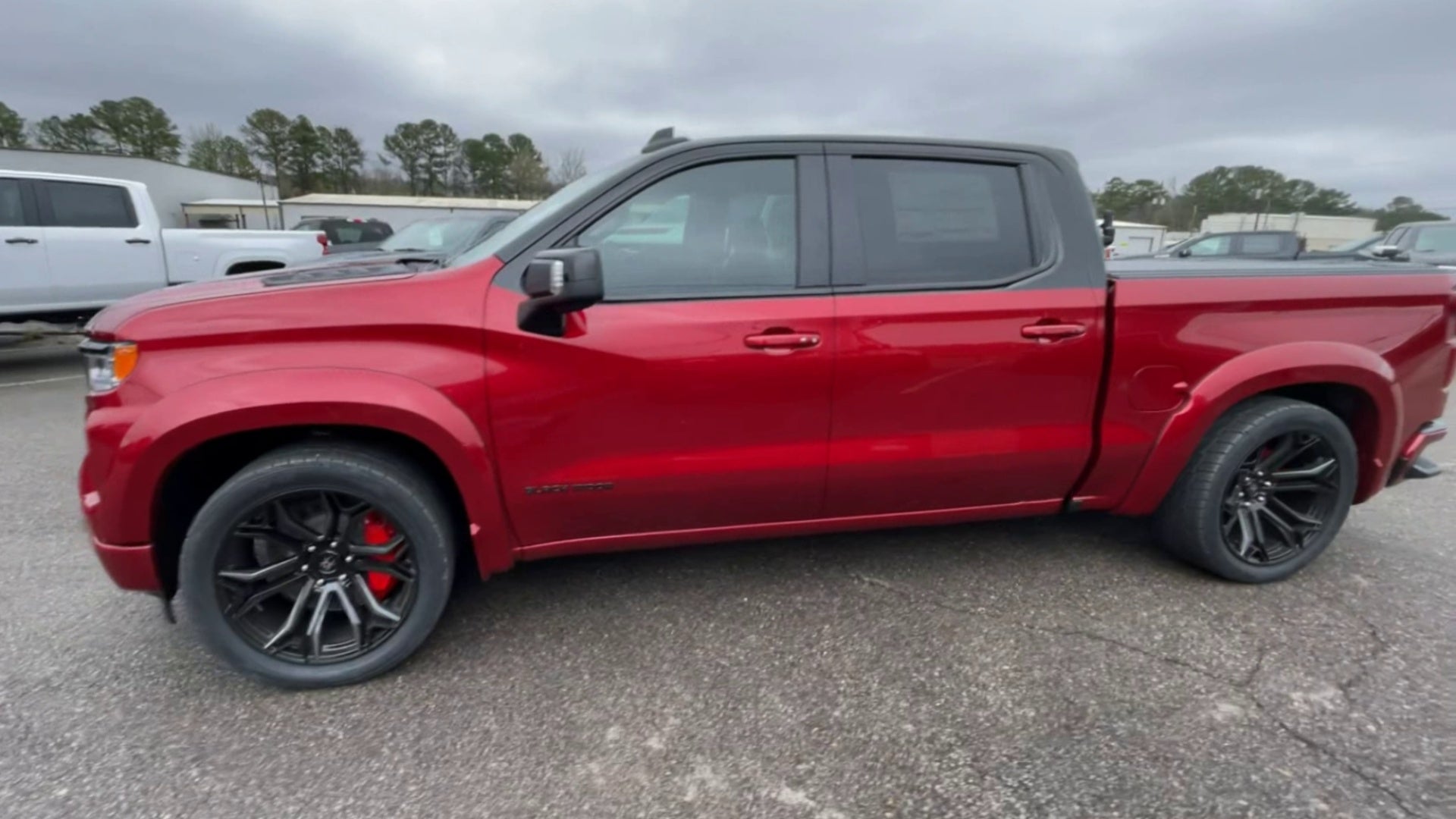 Vehicle Image 4