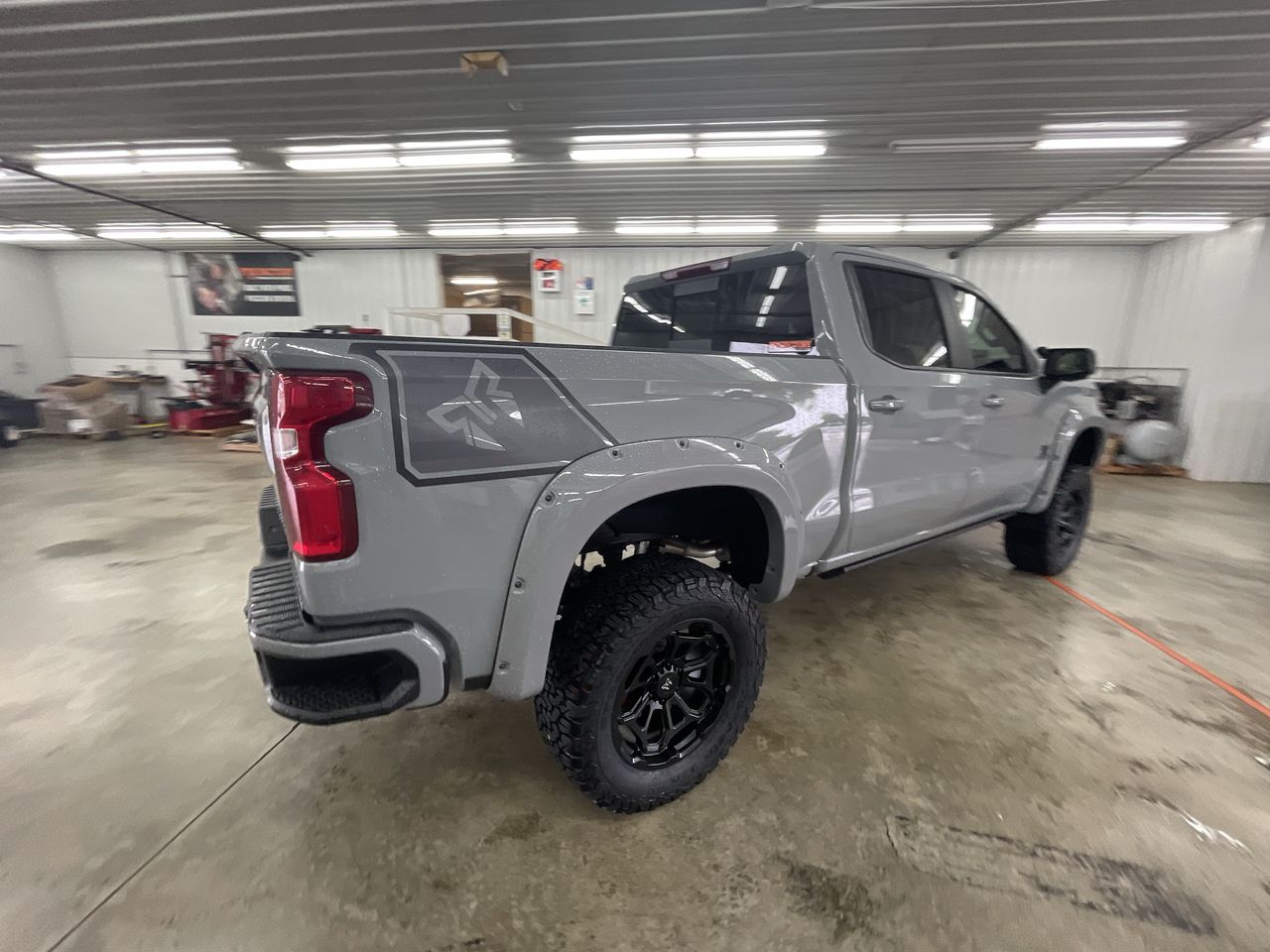 Vehicle Image 7