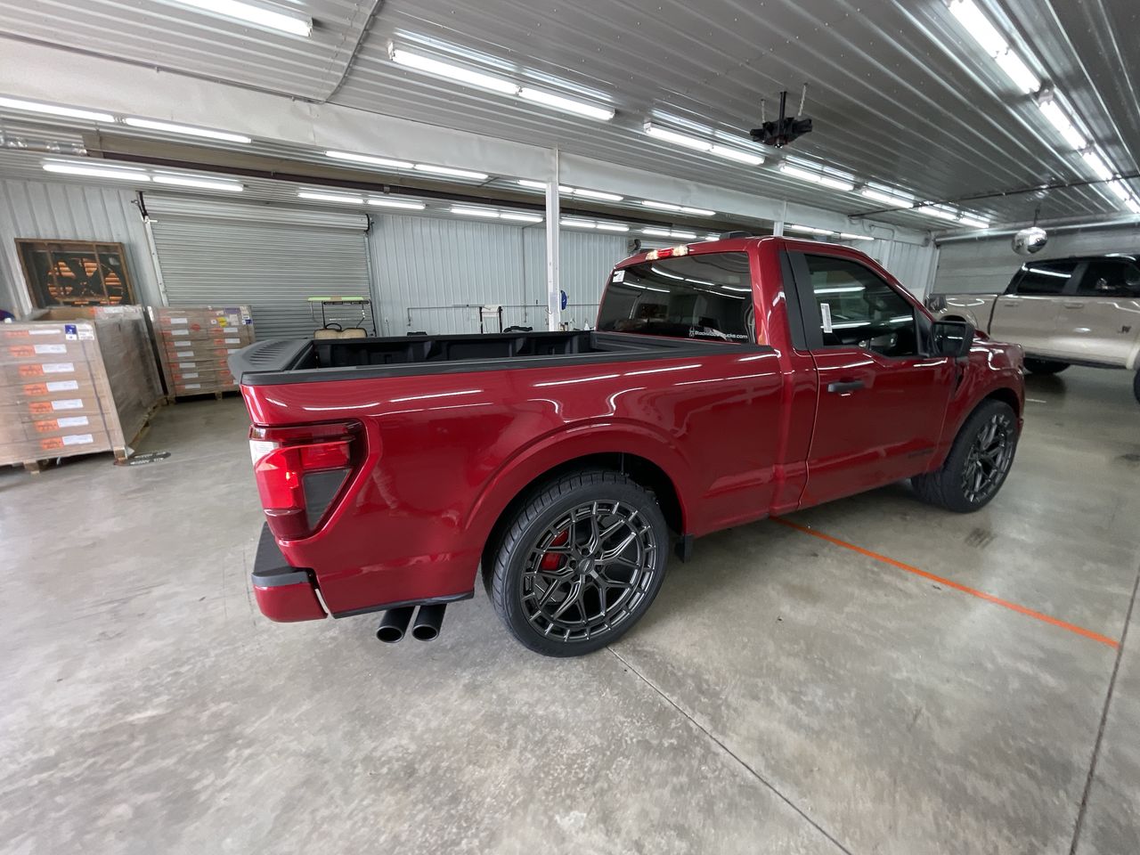 Vehicle Image 8