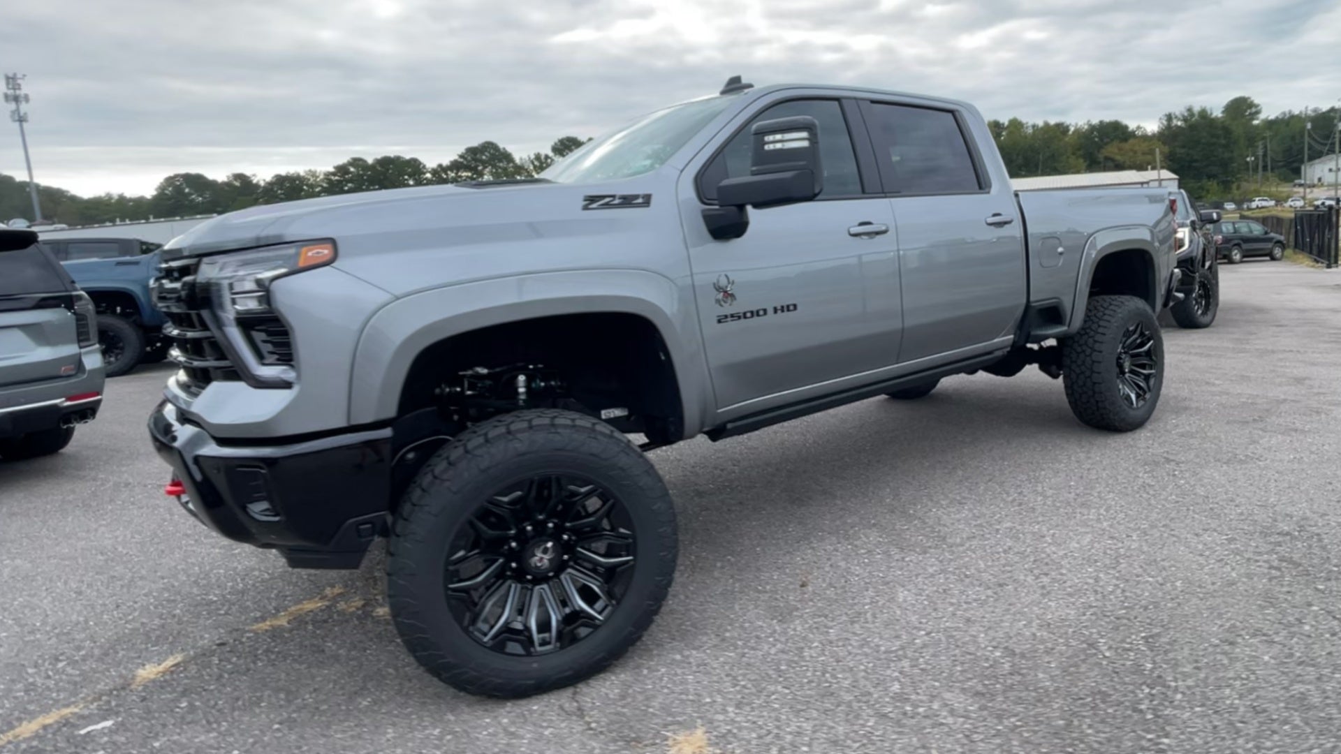 Vehicle Image 4