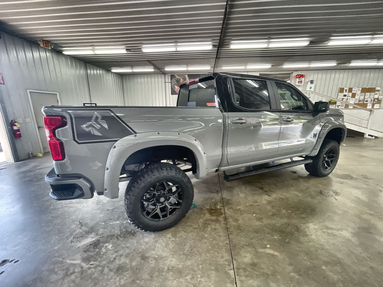 Vehicle Image 8
