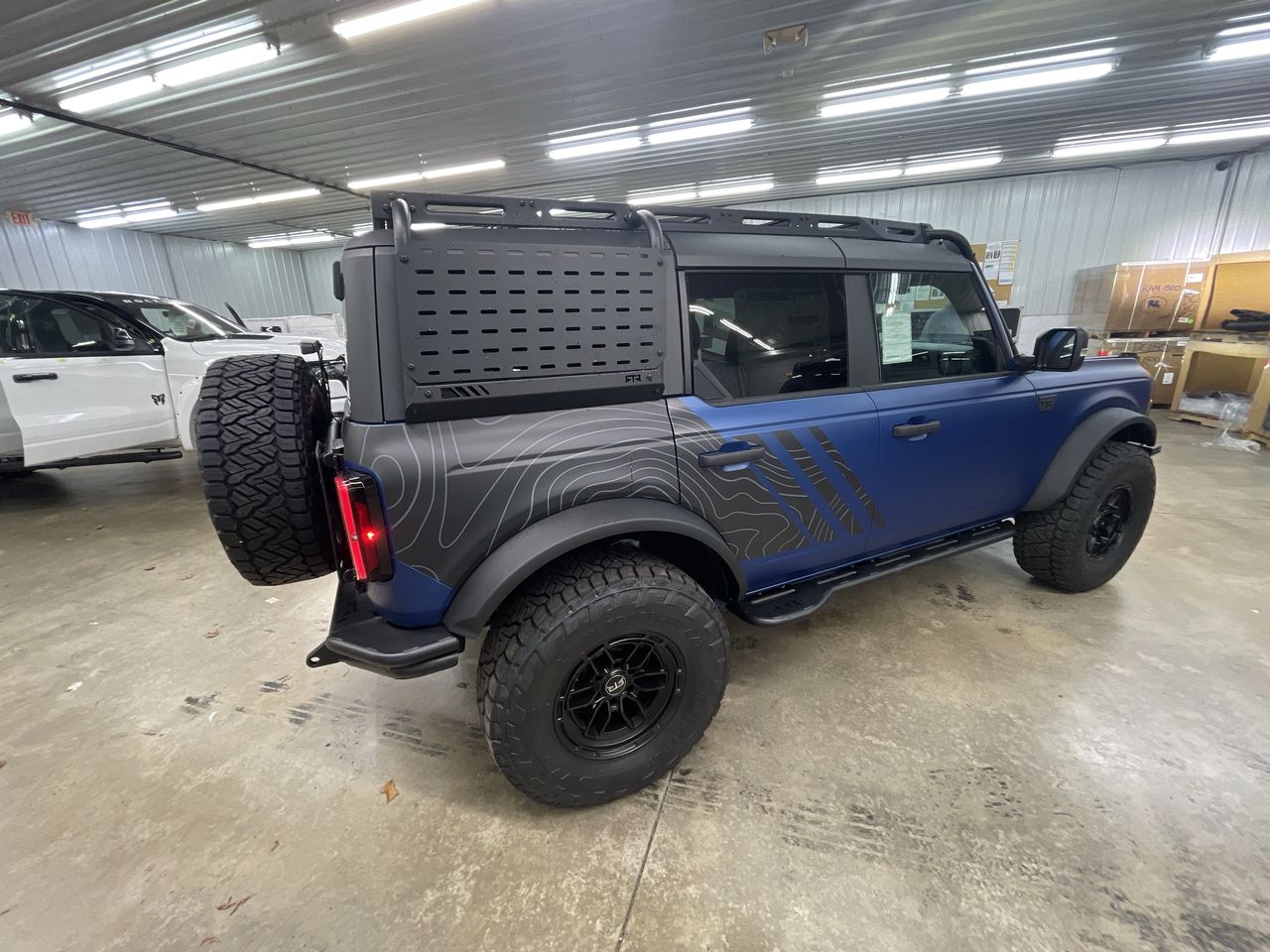 Vehicle Image 8