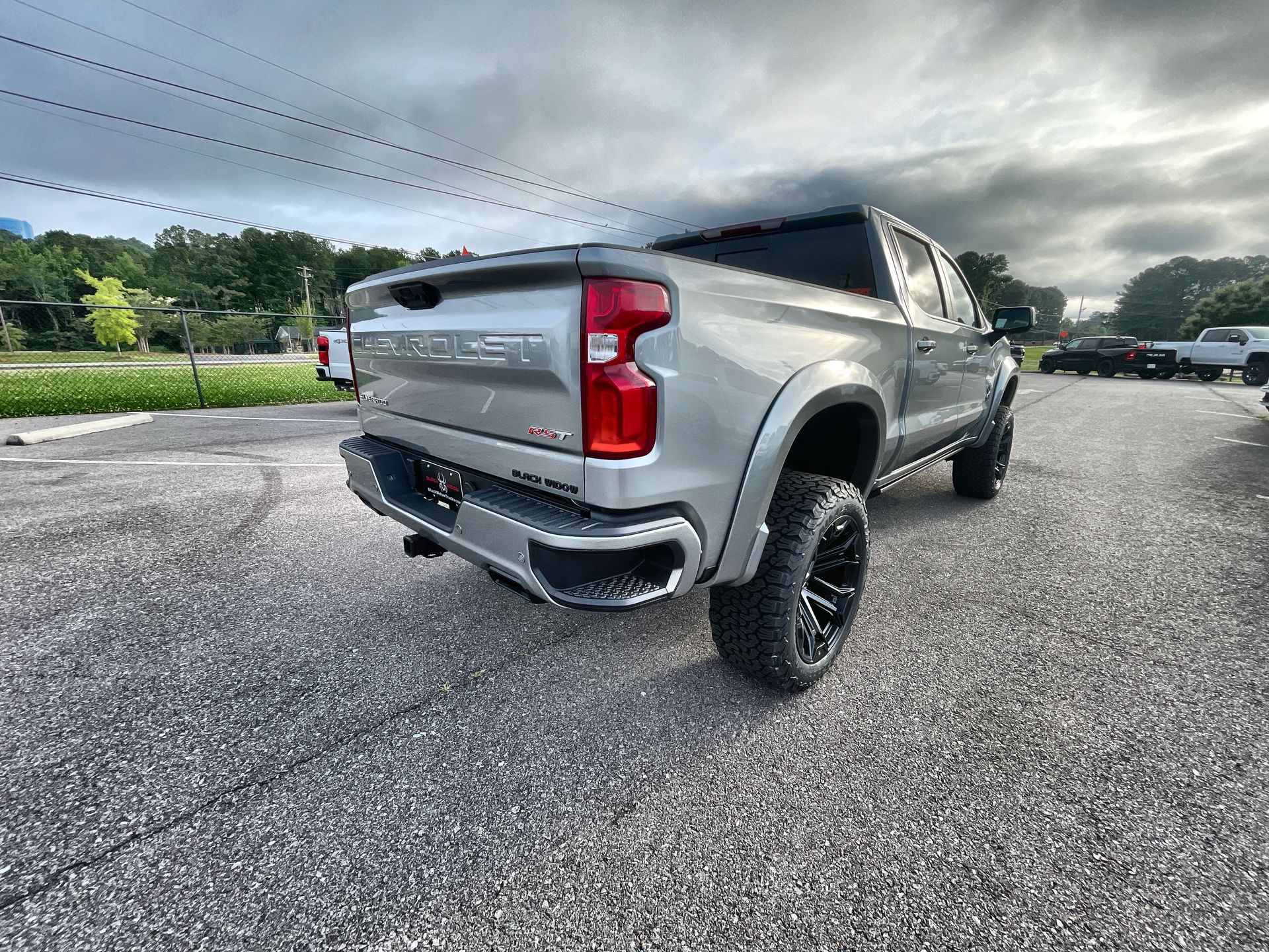 Vehicle Image 8