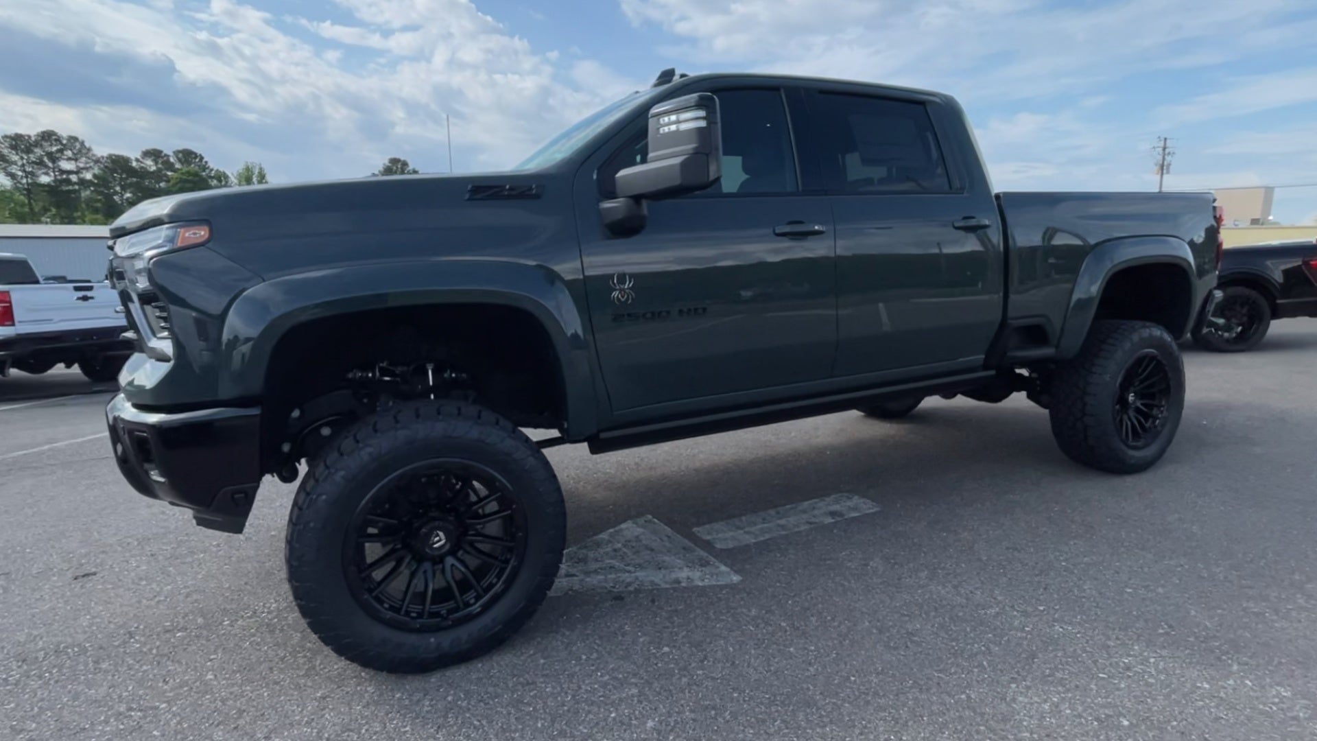 Vehicle Image 4