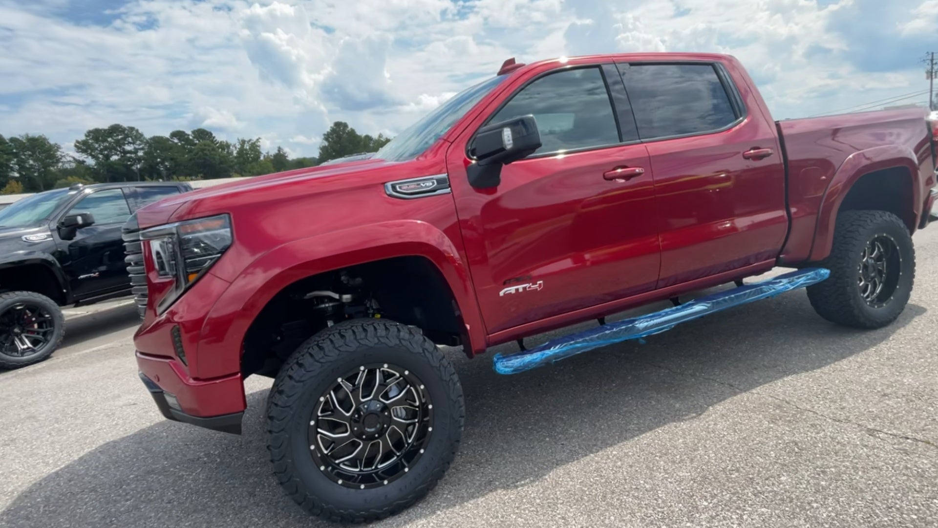 Vehicle Image 4