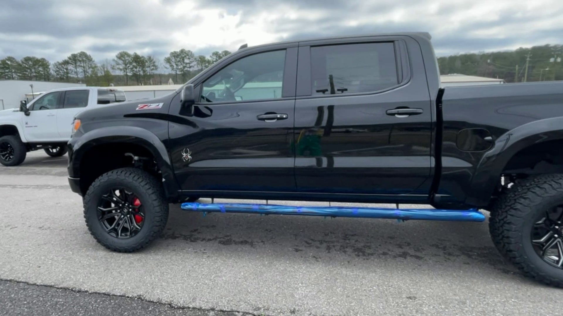 Vehicle Image 4
