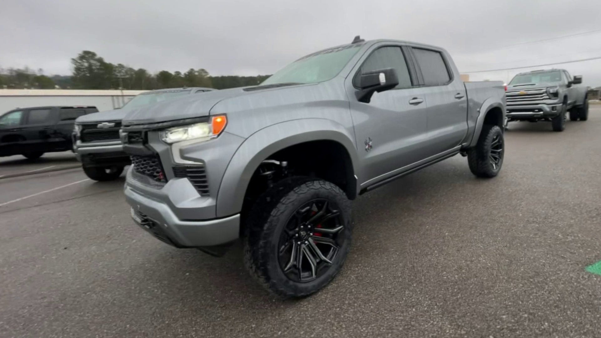 Vehicle Image 4