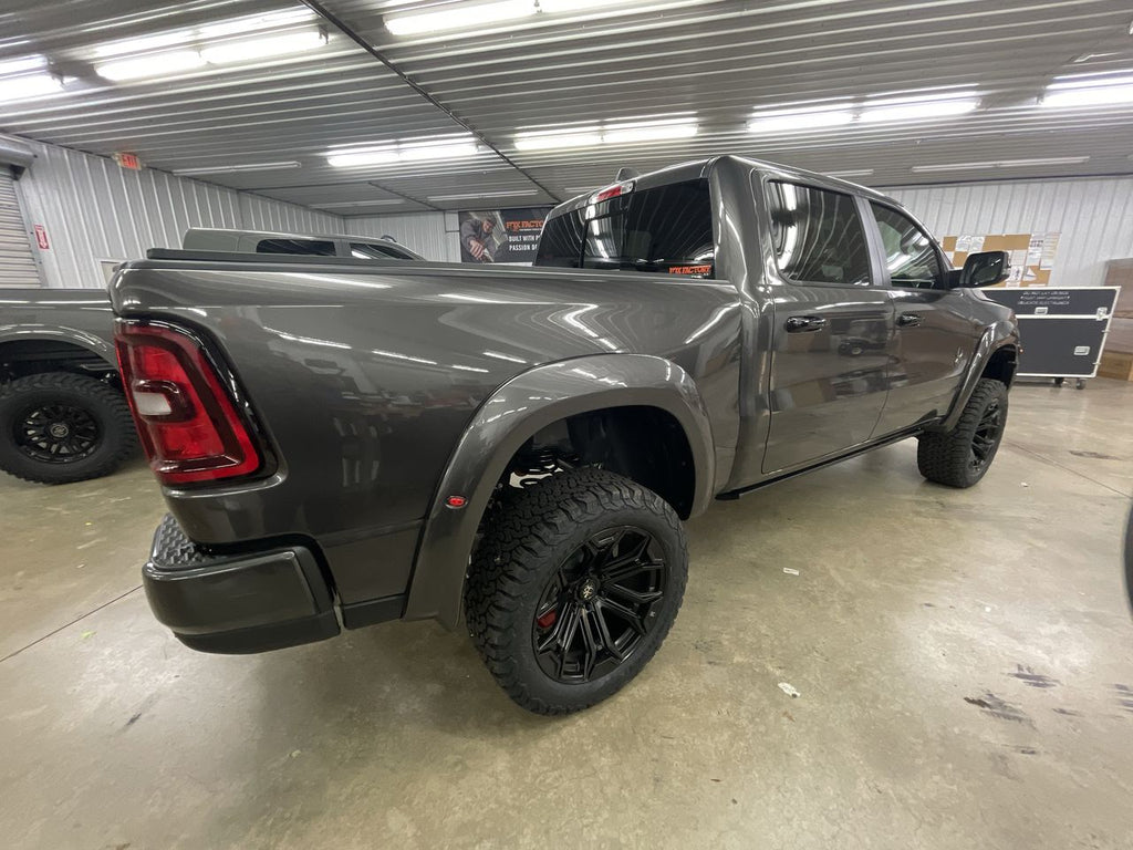 Vehicle Image 8