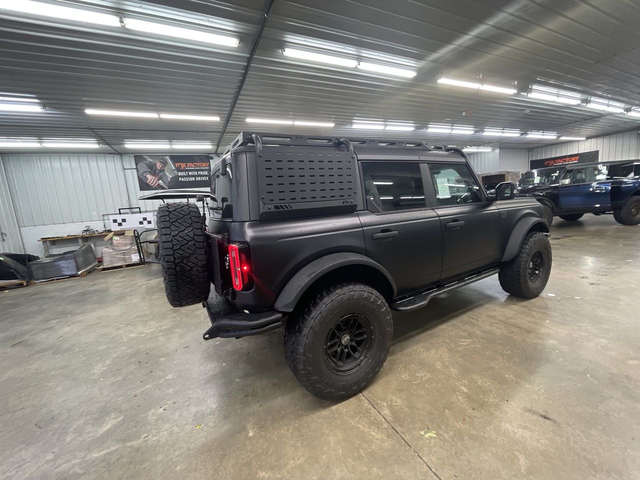 Vehicle Image 8