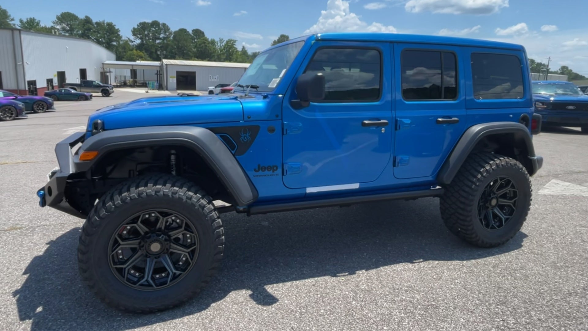 Vehicle Image 4