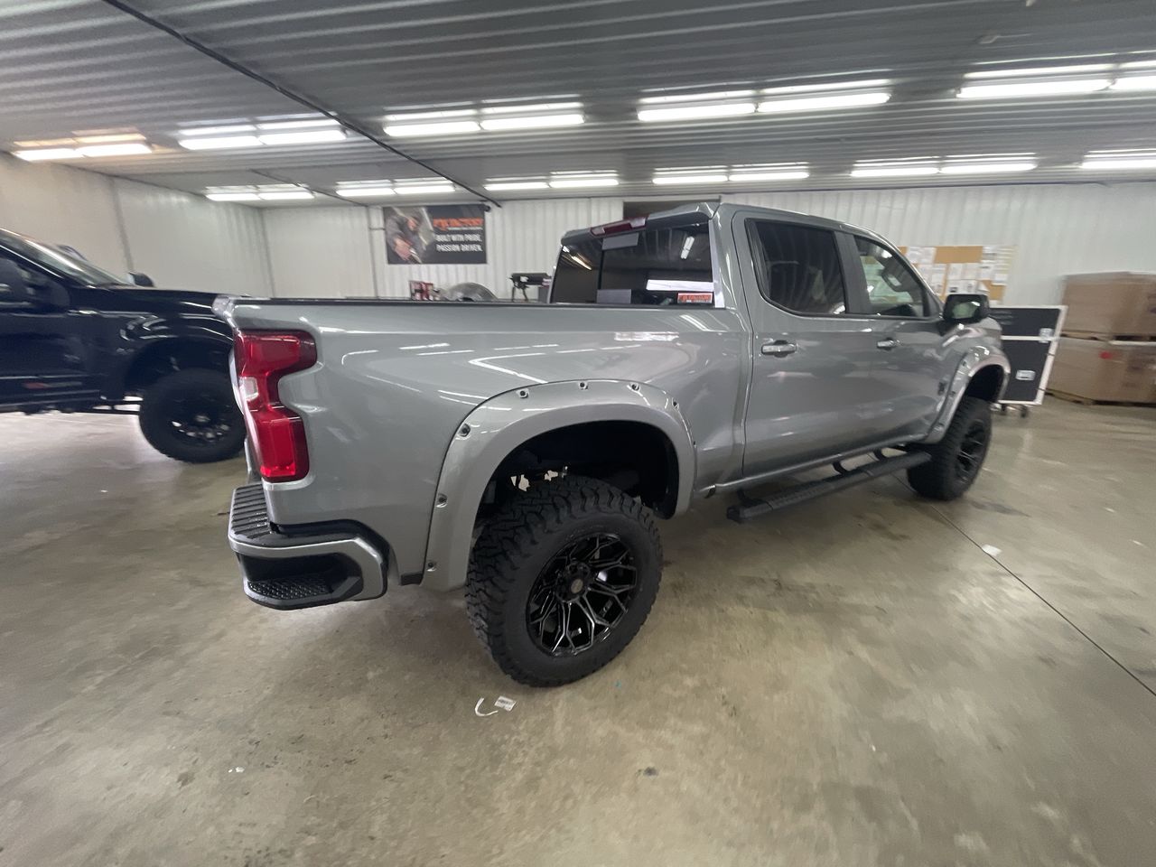 Vehicle Image 8