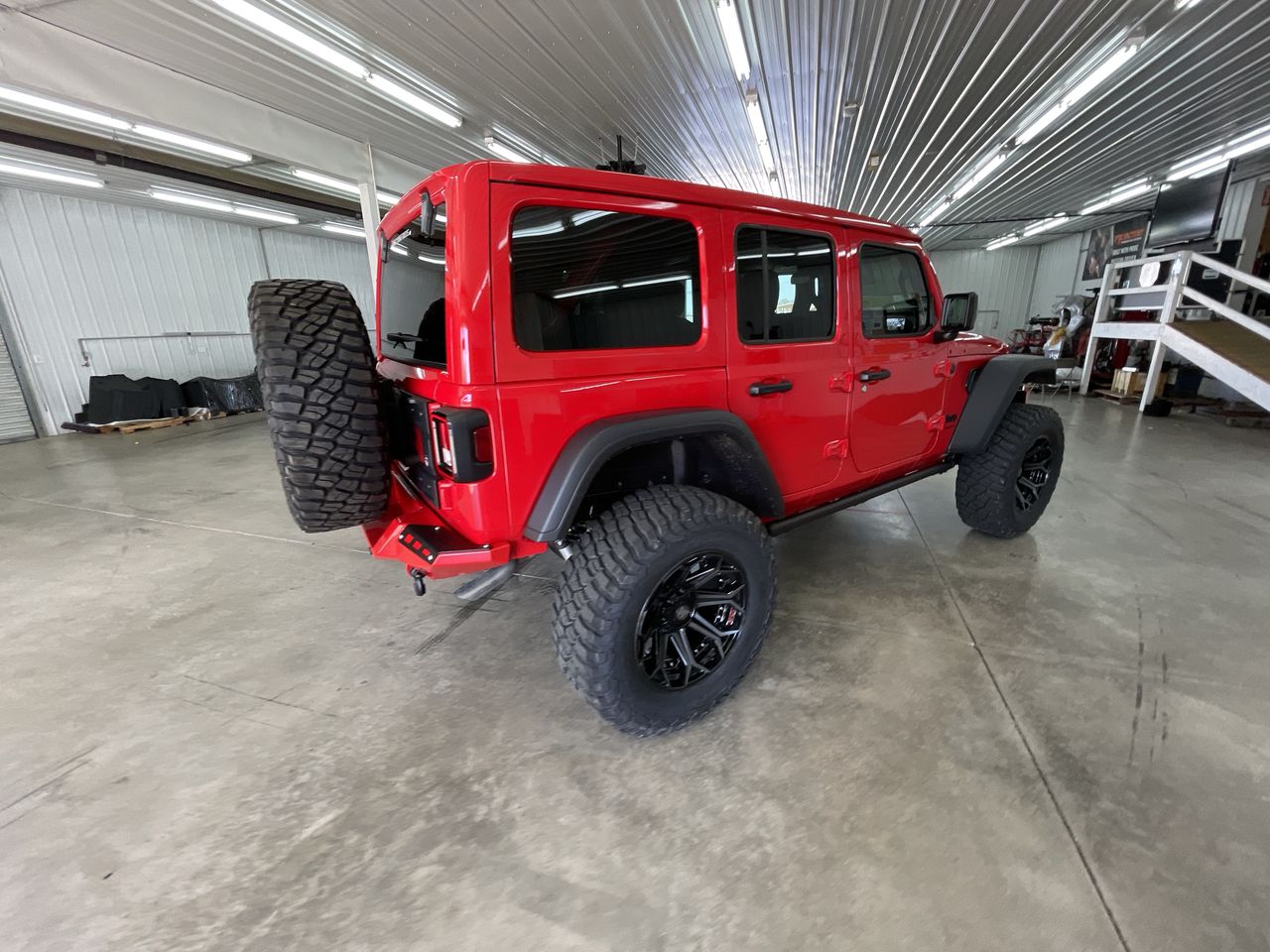Vehicle Image 8