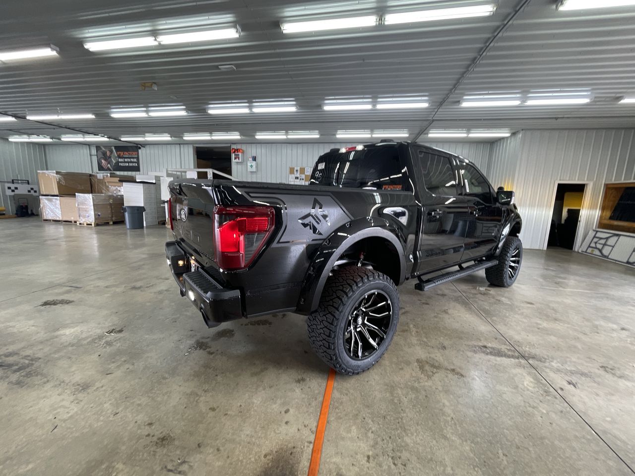 Vehicle Image 8
