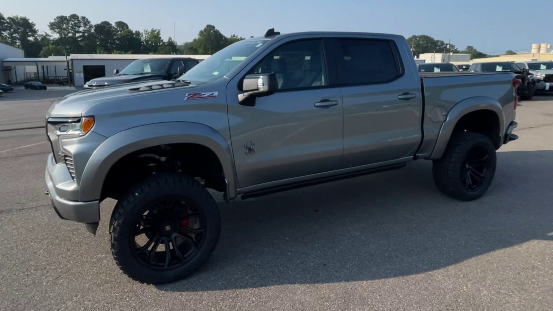 Vehicle Image 4