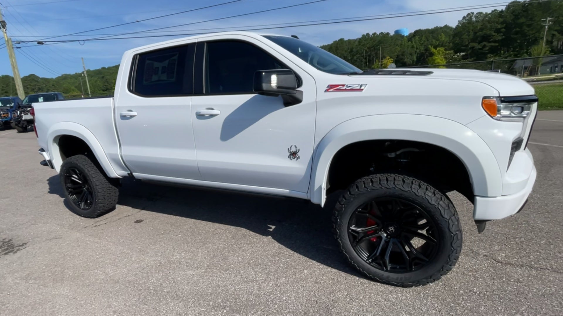Vehicle Image 4