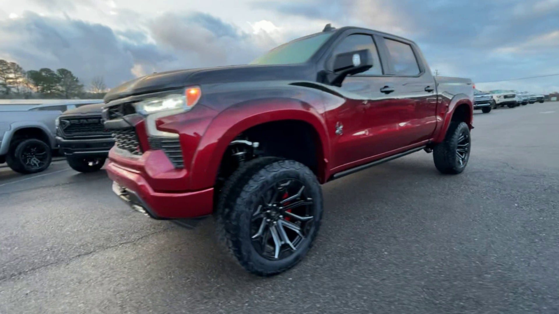 Vehicle Image 4