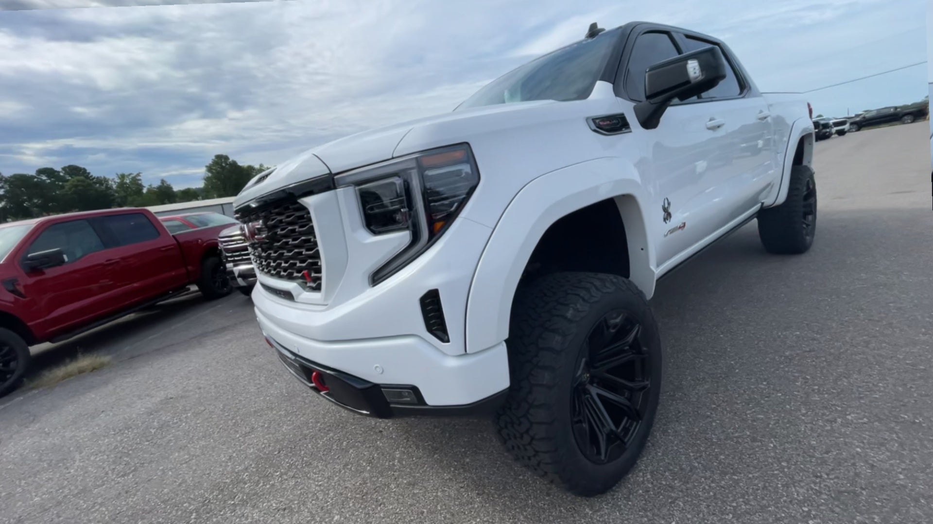 Vehicle Image 4