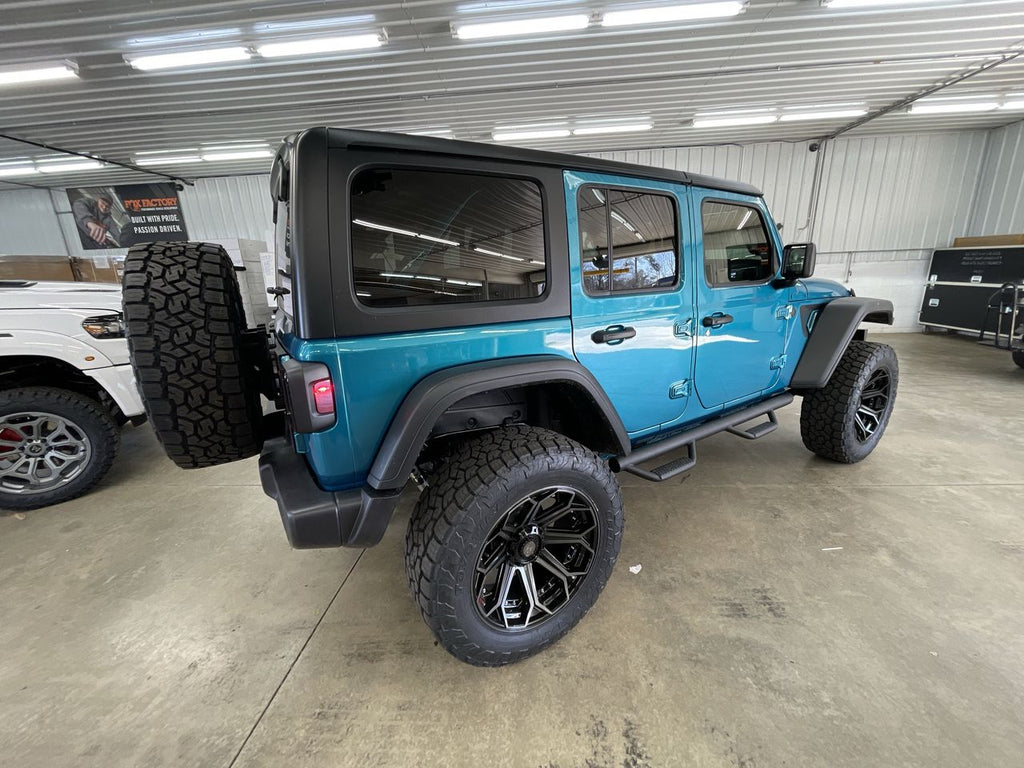 Vehicle Image 8