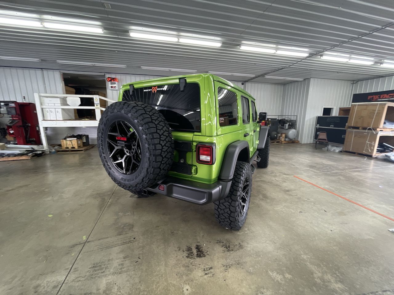 Vehicle Image 8