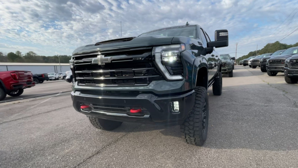 Vehicle Image 4