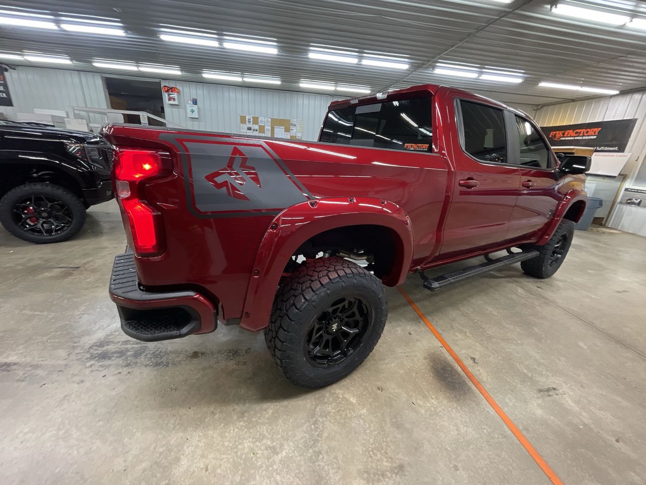Vehicle Image 8
