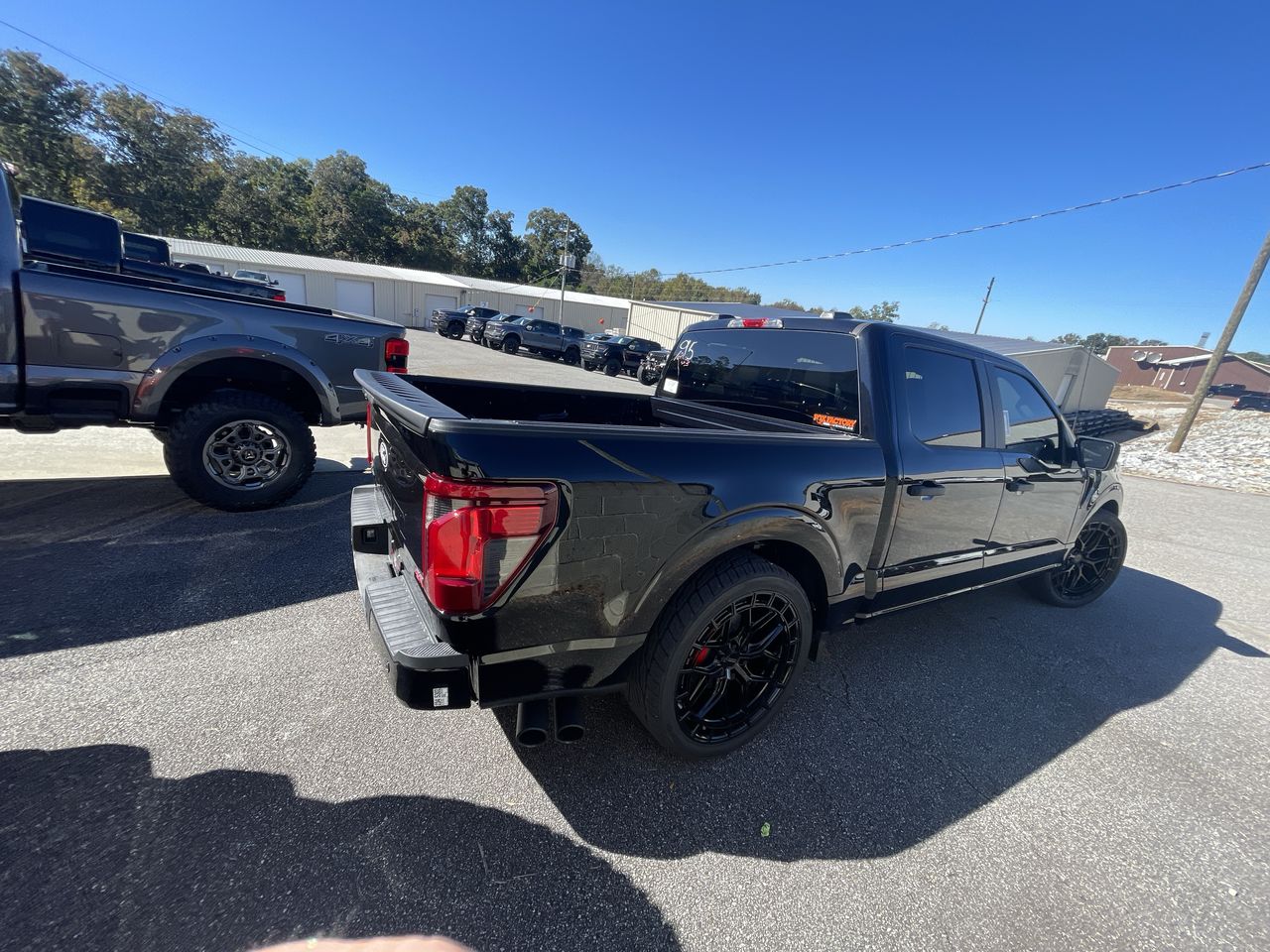 Vehicle Image 8