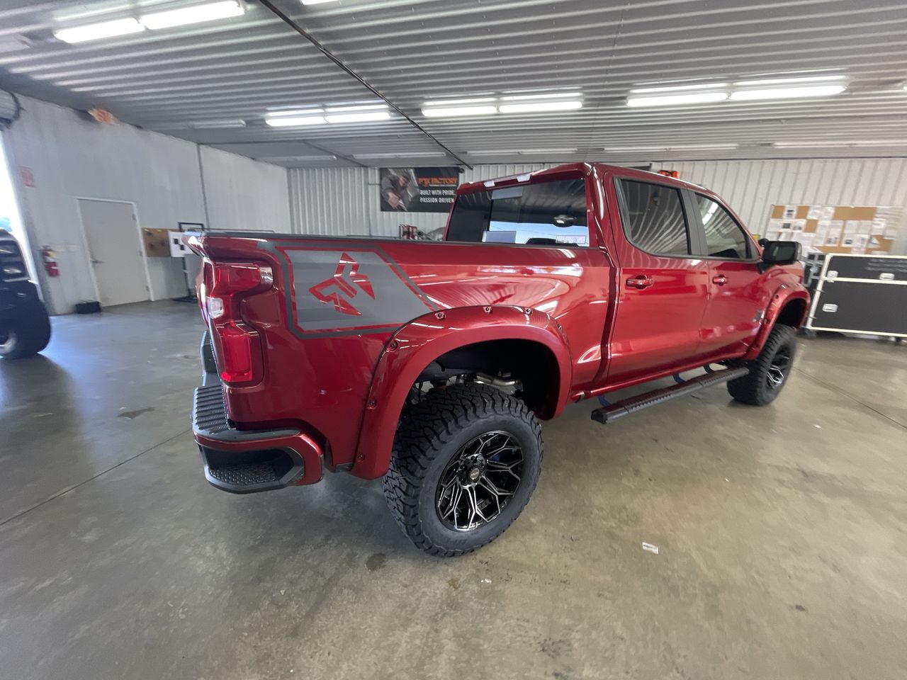 Vehicle Image 8