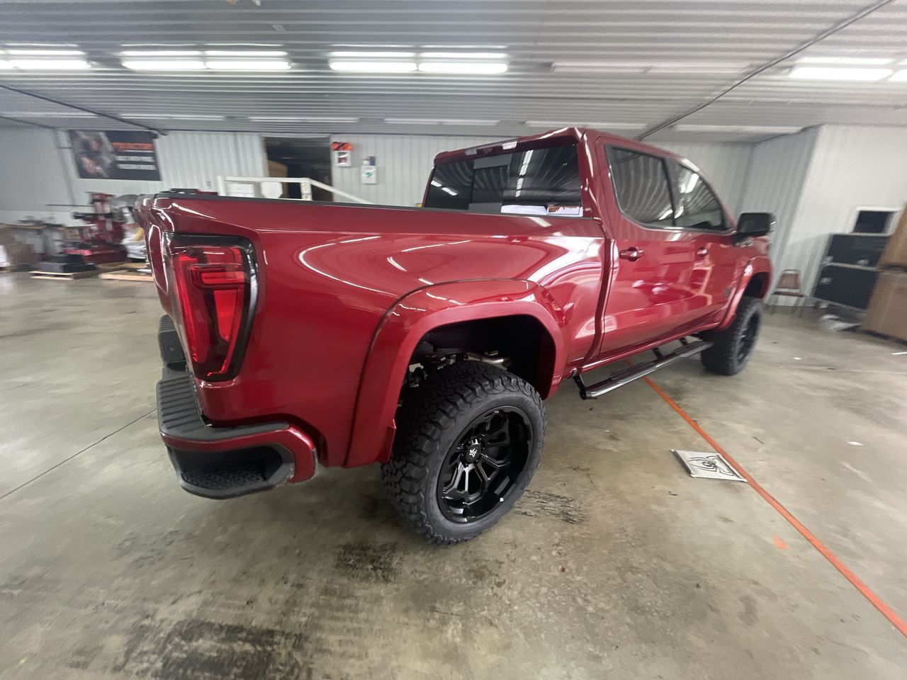 Vehicle Image 7