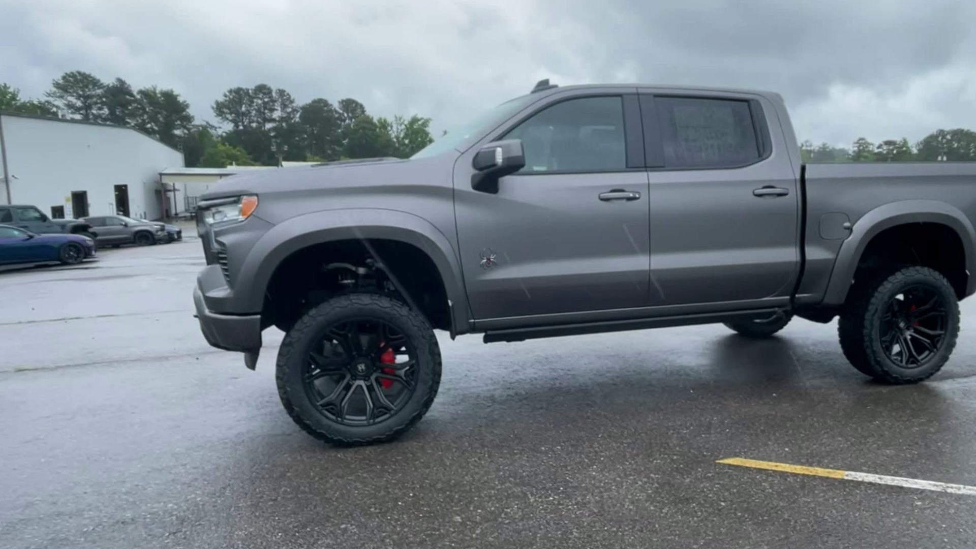 Vehicle Image 4