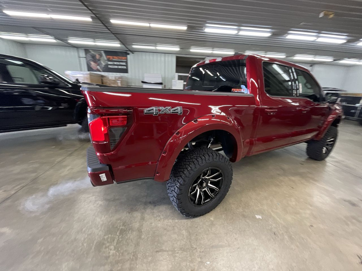 Vehicle Image 8