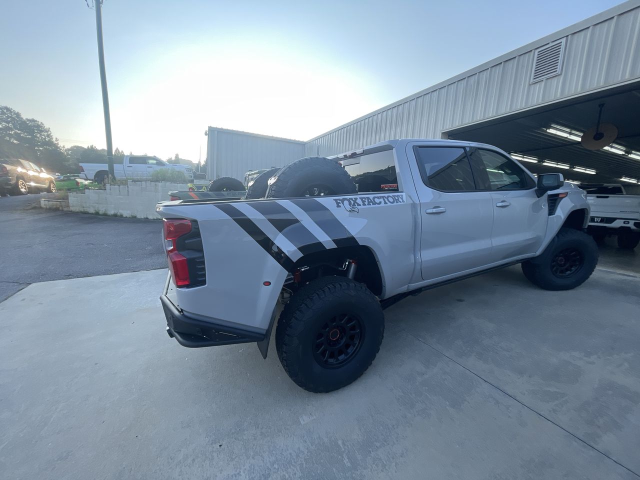 Vehicle Image 8