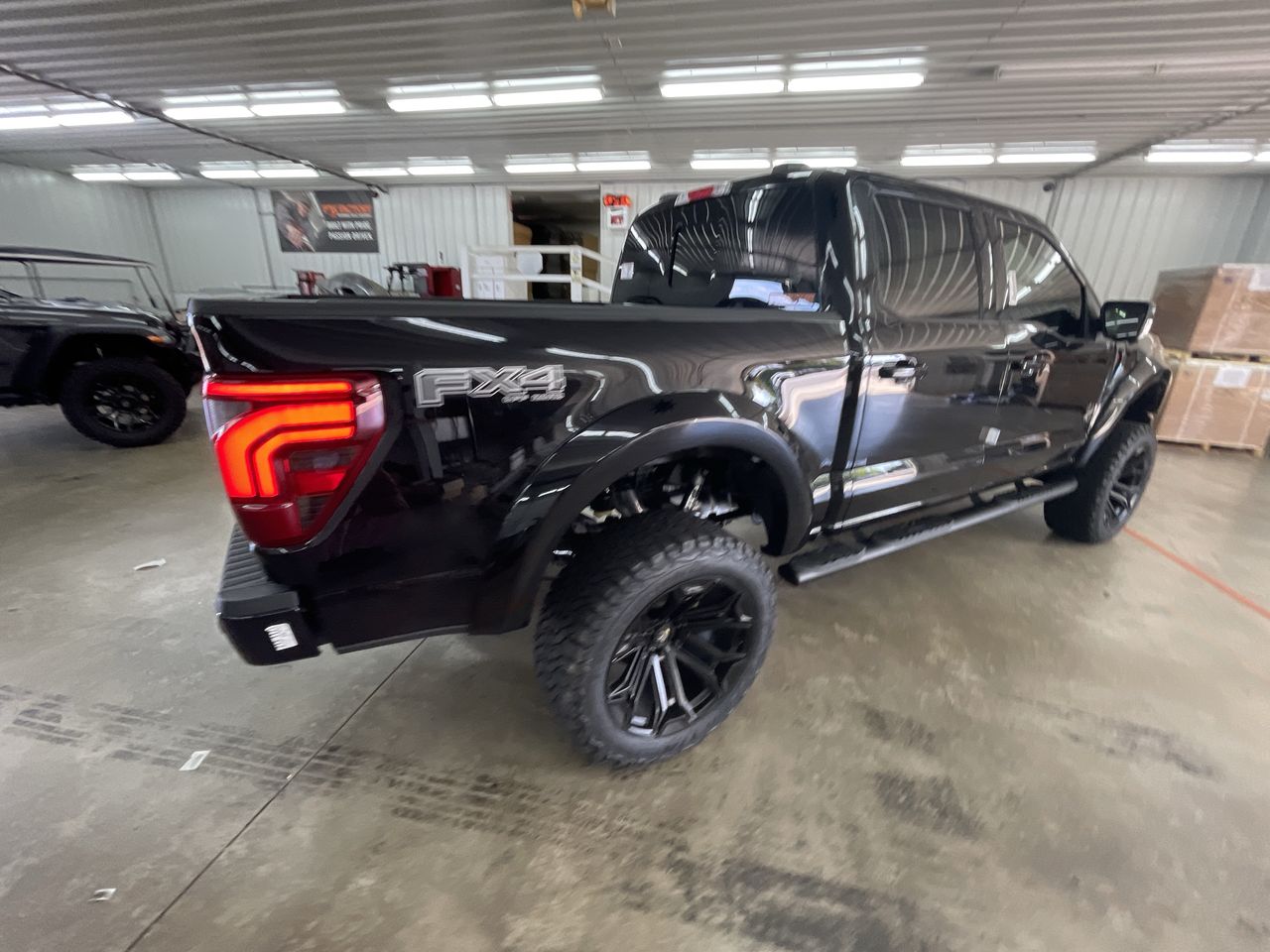 Vehicle Image 7