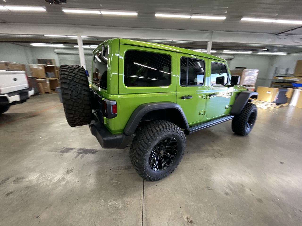 Vehicle Image 8