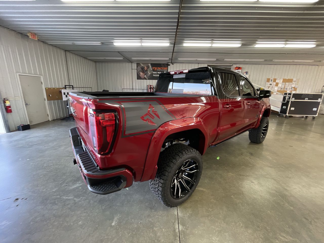 Vehicle Image 8
