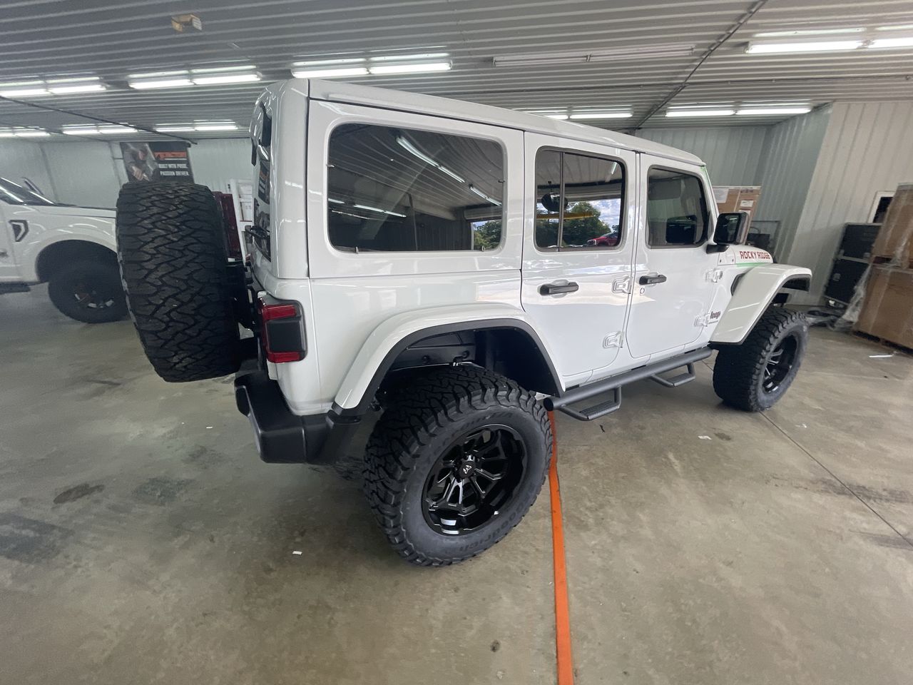 Vehicle Image 7