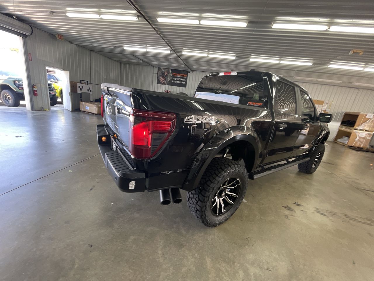 Vehicle Image 7