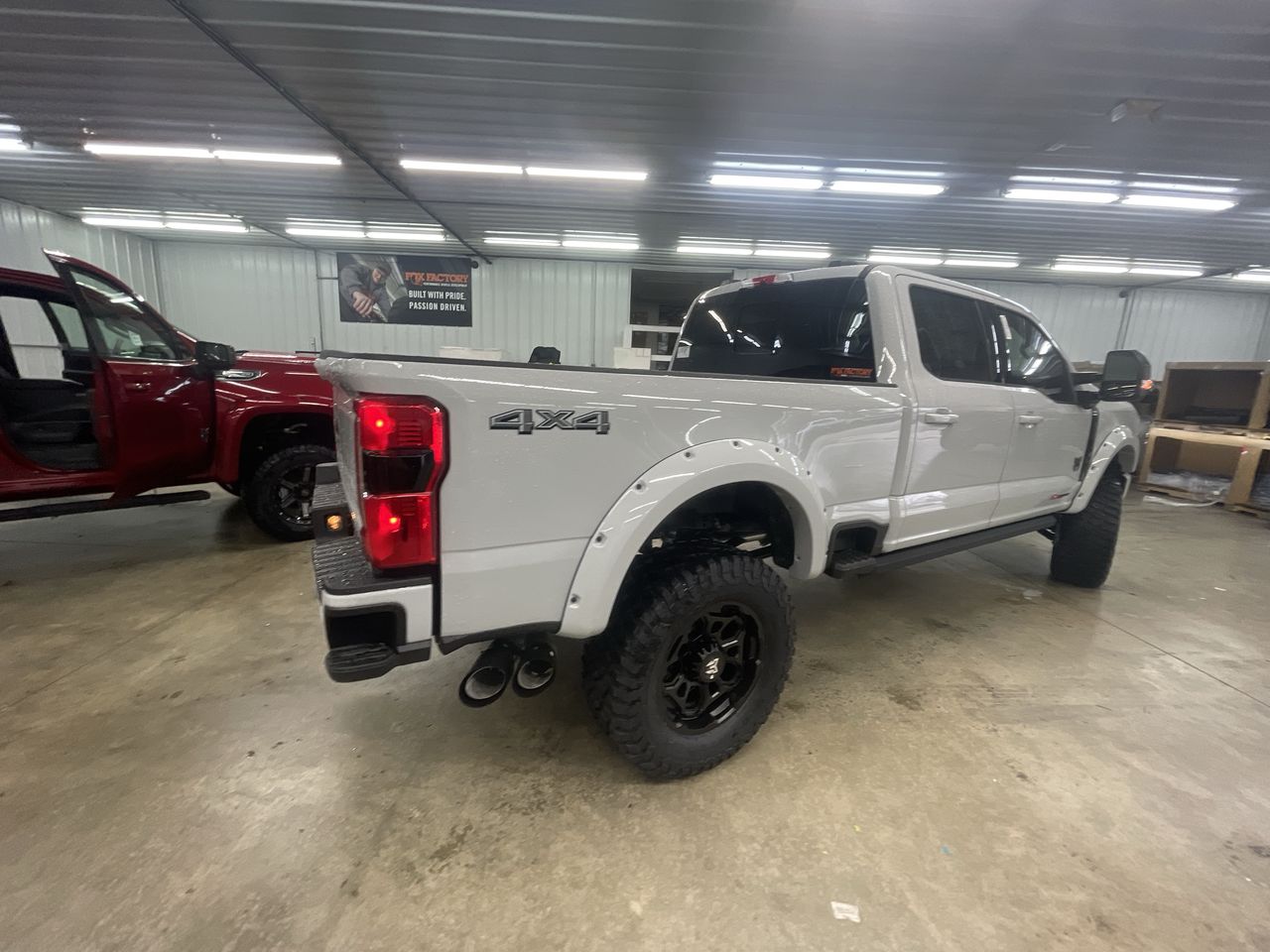 Vehicle Image 8